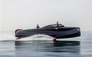 Ecco Foiler, il primo “flying yacht” al mondo