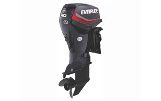 Fuoribordo 40 HP oltre 750 CC: entro febbraio niente patente per gli Evinrude